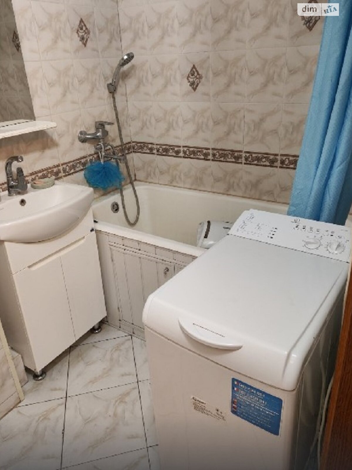 трехкомнатная квартира с ремонтом в Киеве, район Березняки, на просп. Павла Тычины 5А в аренду на долгий срок помесячно фото 1