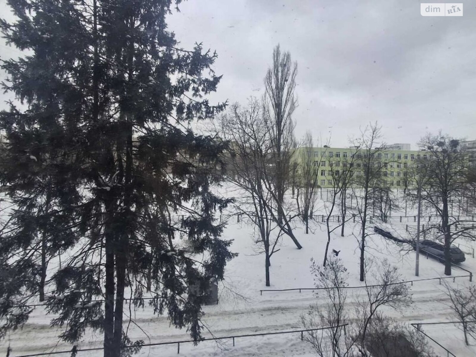 трехкомнатная квартира с ремонтом в Киеве, район Березняки, на просп. Павла Тычины 5А в аренду на долгий срок помесячно фото 1