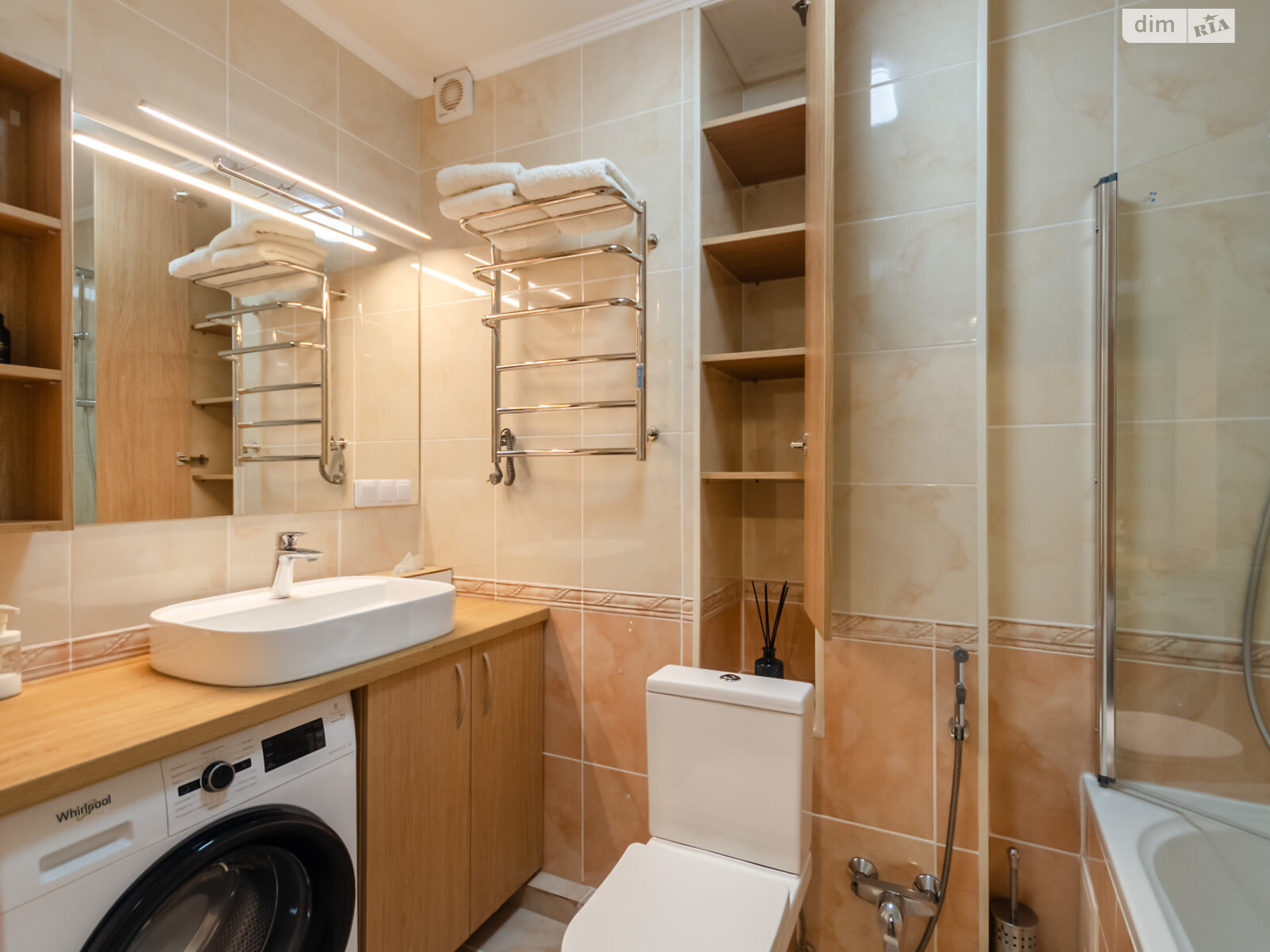 двухкомнатная квартира в Киеве, район Березняки, на ул. Юрия Шумского 1А в аренду на долгий срок помесячно фото 1