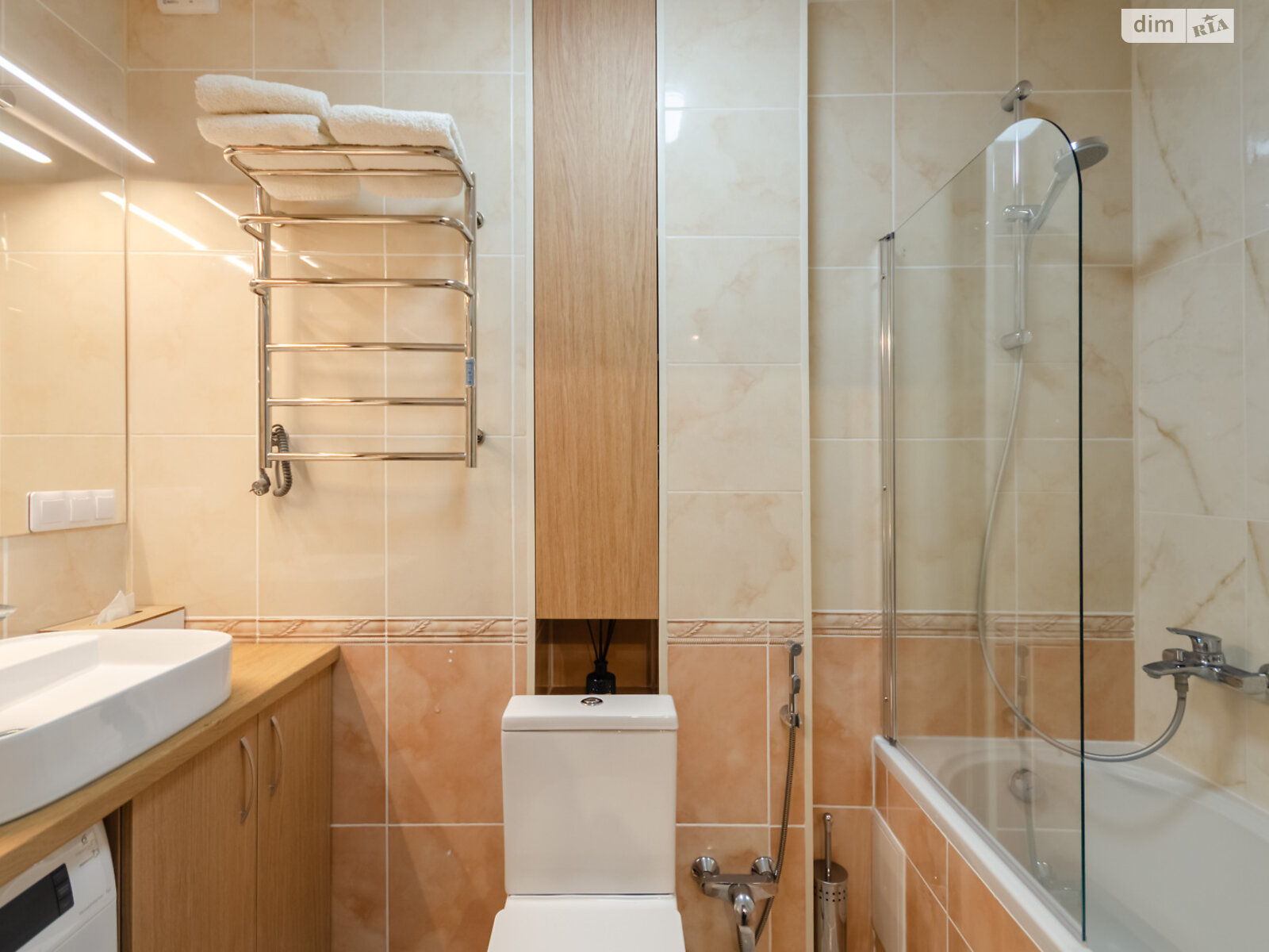 двухкомнатная квартира в Киеве, район Березняки, на ул. Юрия Шумского 1А в аренду на долгий срок помесячно фото 1