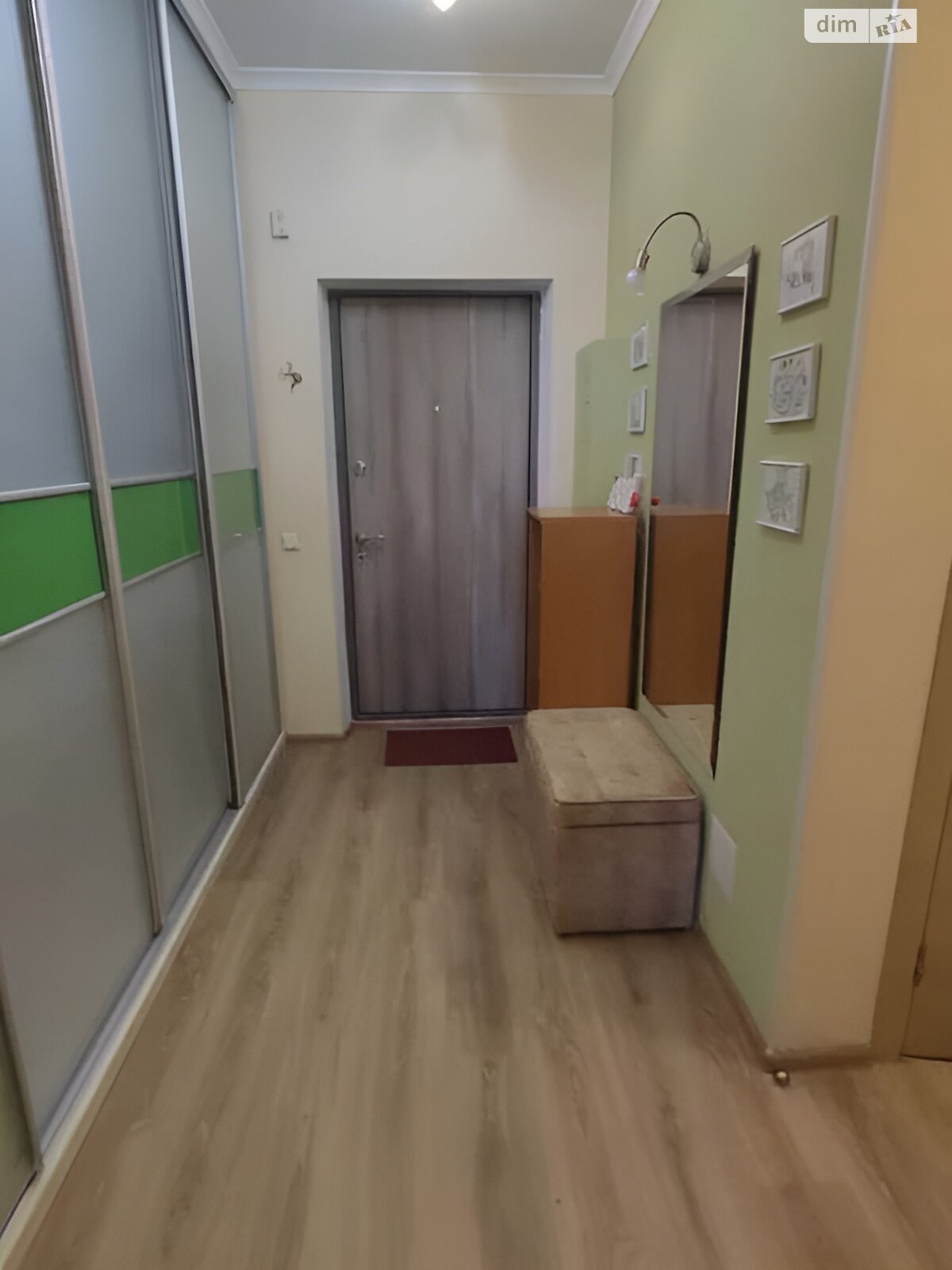 однокомнатная квартира в Киеве, район Березняки, на ул. Юрия Шумского 5 в аренду на долгий срок помесячно фото 1 однокомнатная квартира в Киеве, район Березняки, на ул. Юрия Шумского 5 в аренду на долгий срок помесячно фото 1