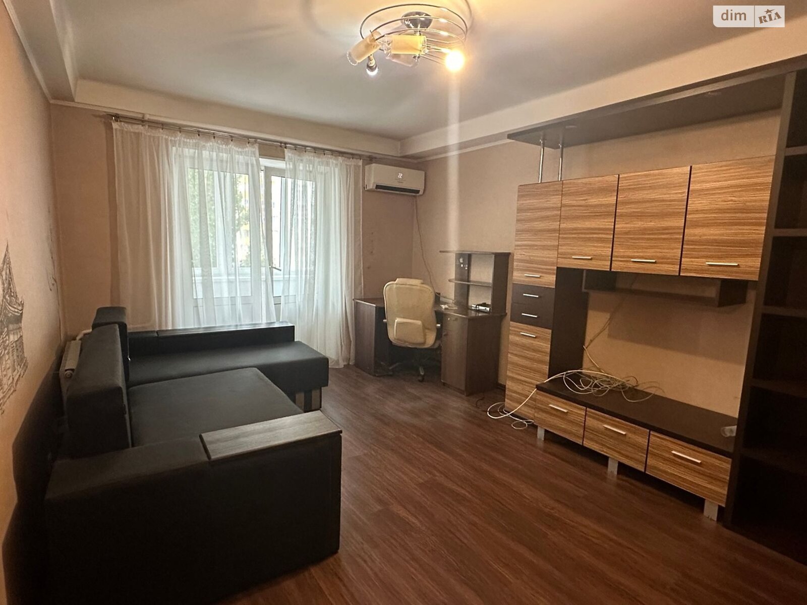 однокімнатна квартира в Києві, район Березняки, на вул. Юрія Шумського 4 в довготривалу оренду помісячно фото 1 однокімнатна квартира в Києві, район Березняки, на вул. Юрія Шумського 4 в довготривалу оренду помісячно фото 1