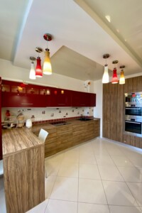 трехкомнатная квартира в Киеве, район Березняки, на ул. Юрия Шумского 1А в аренду на долгий срок помесячно фото 2