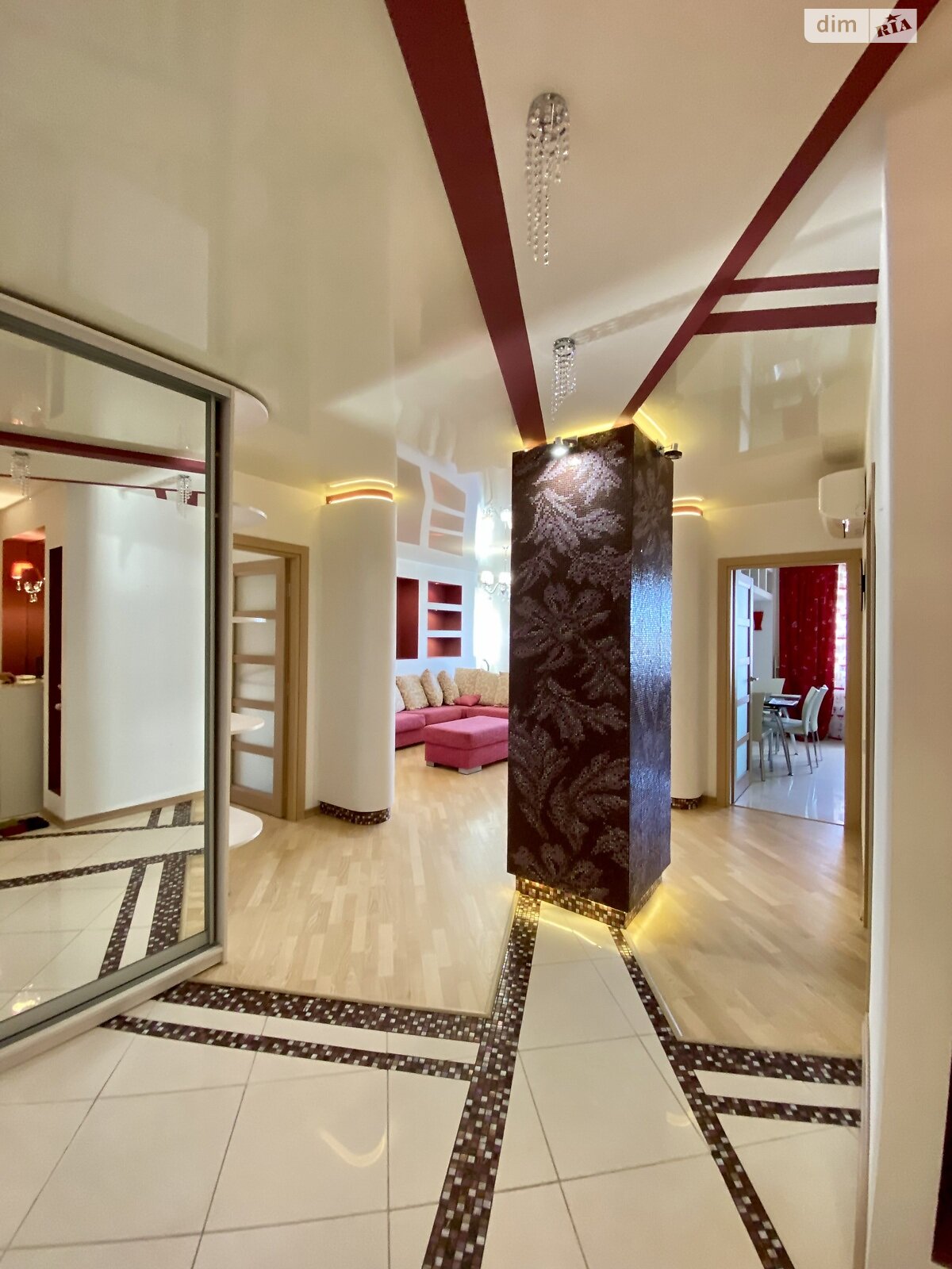 трехкомнатная квартира в Киеве, район Березняки, на ул. Юрия Шумского 1А в аренду на долгий срок помесячно фото 1