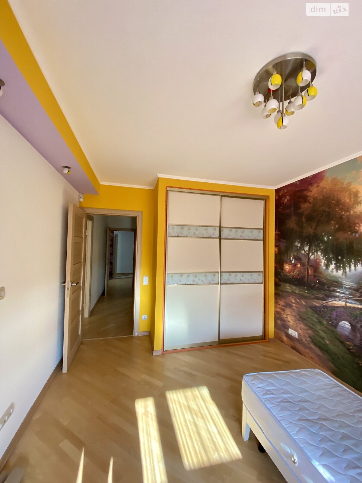 трехкомнатная квартира в Киеве, район Березняки, на ул. Юрия Шумского 1А в аренду на долгий срок помесячно фото 1