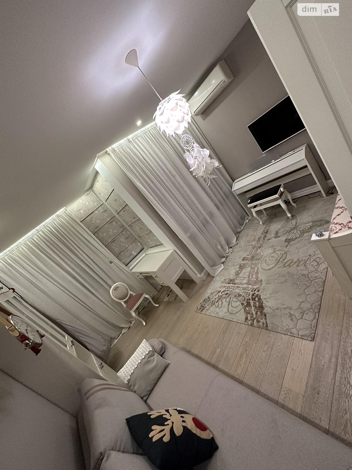 трехкомнатная квартира в Киеве, район Березняки, на ул. Юрия Шумского 3Г в аренду на долгий срок помесячно фото 1 трехкомнатная квартира в Киеве, район Березняки, на ул. Юрия Шумского 3Г в аренду на долгий срок помесячно фото 1