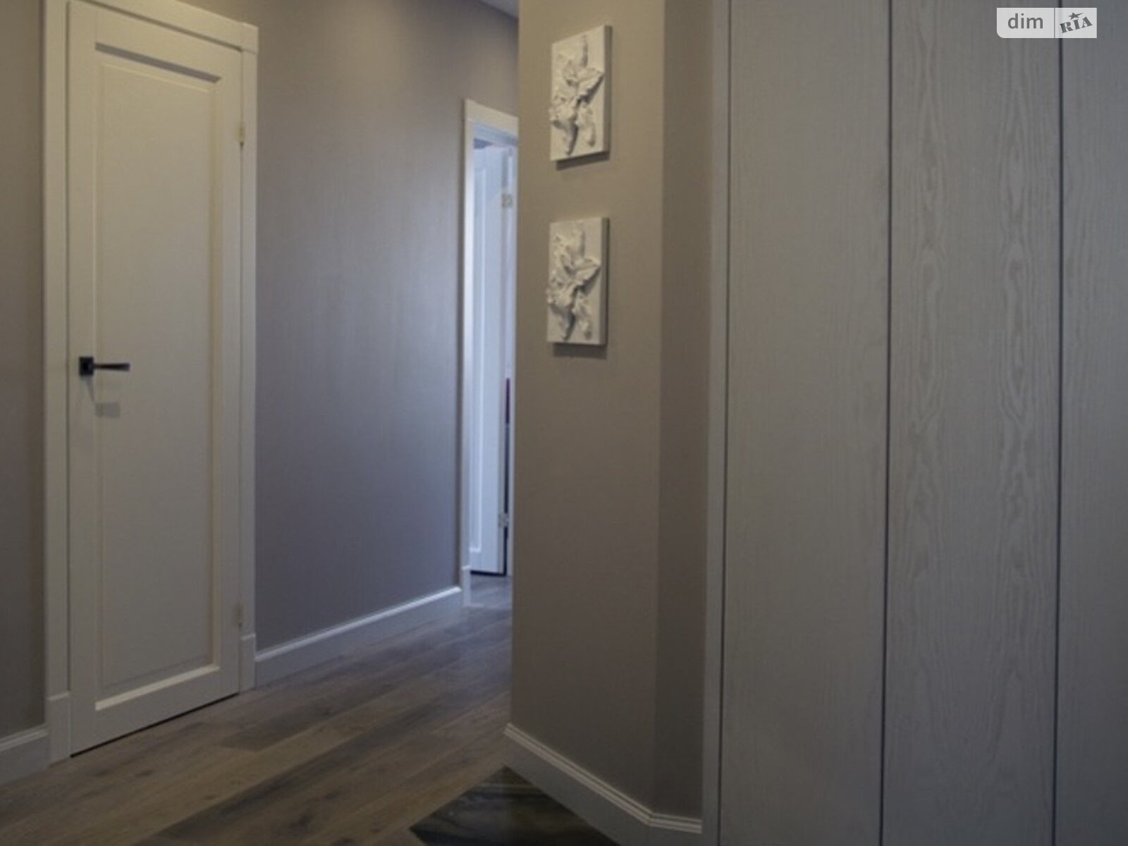 трехкомнатная квартира в Киеве, район Березняки, на ул. Юрия Шумского 3Г в аренду на долгий срок помесячно фото 1 трехкомнатная квартира в Киеве, район Березняки, на ул. Юрия Шумского 3Г в аренду на долгий срок помесячно фото 1