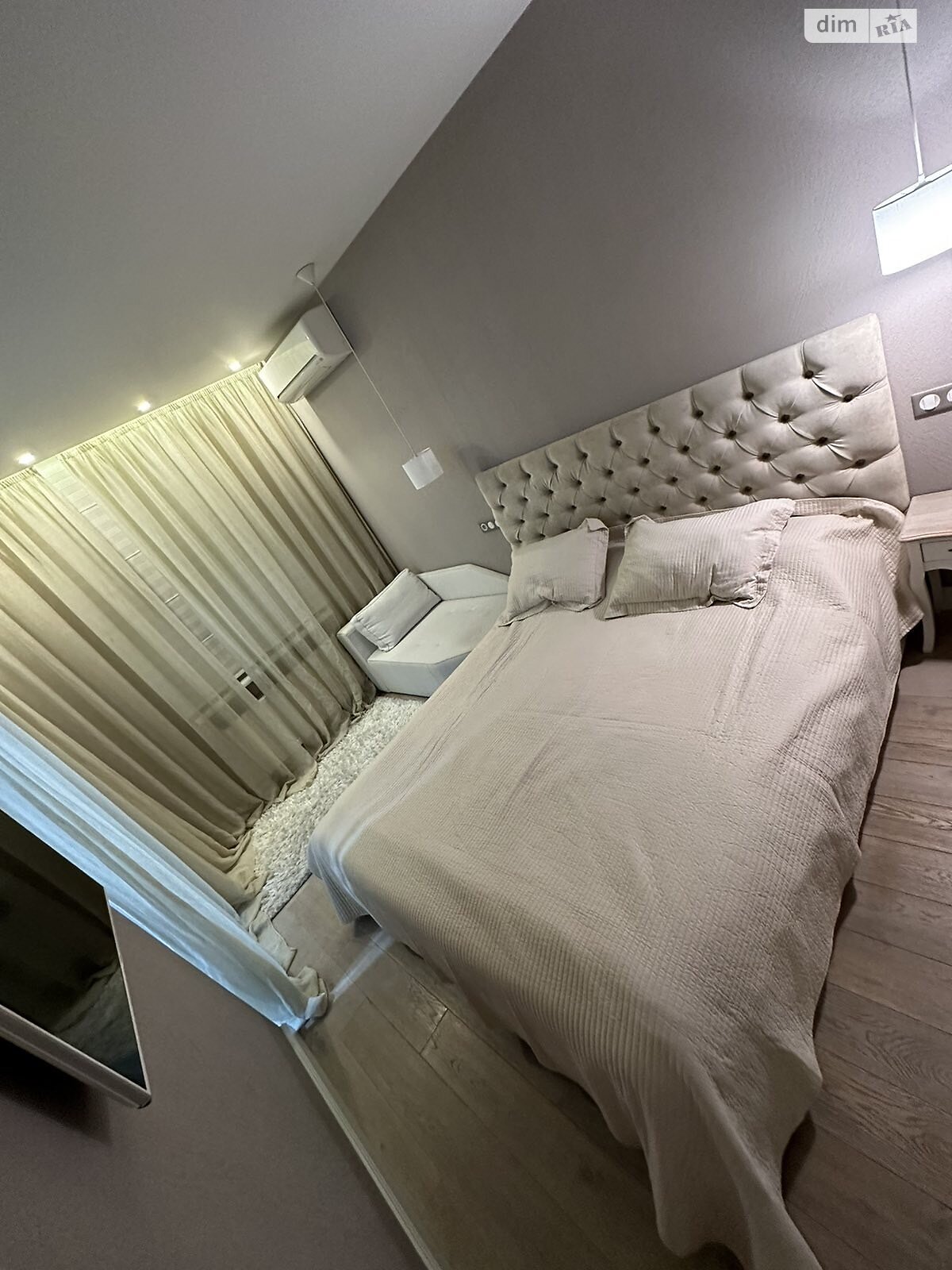 трехкомнатная квартира в Киеве, район Березняки, на ул. Юрия Шумского 3Г в аренду на долгий срок помесячно фото 1 трехкомнатная квартира в Киеве, район Березняки, на ул. Юрия Шумского 3Г в аренду на долгий срок помесячно фото 1