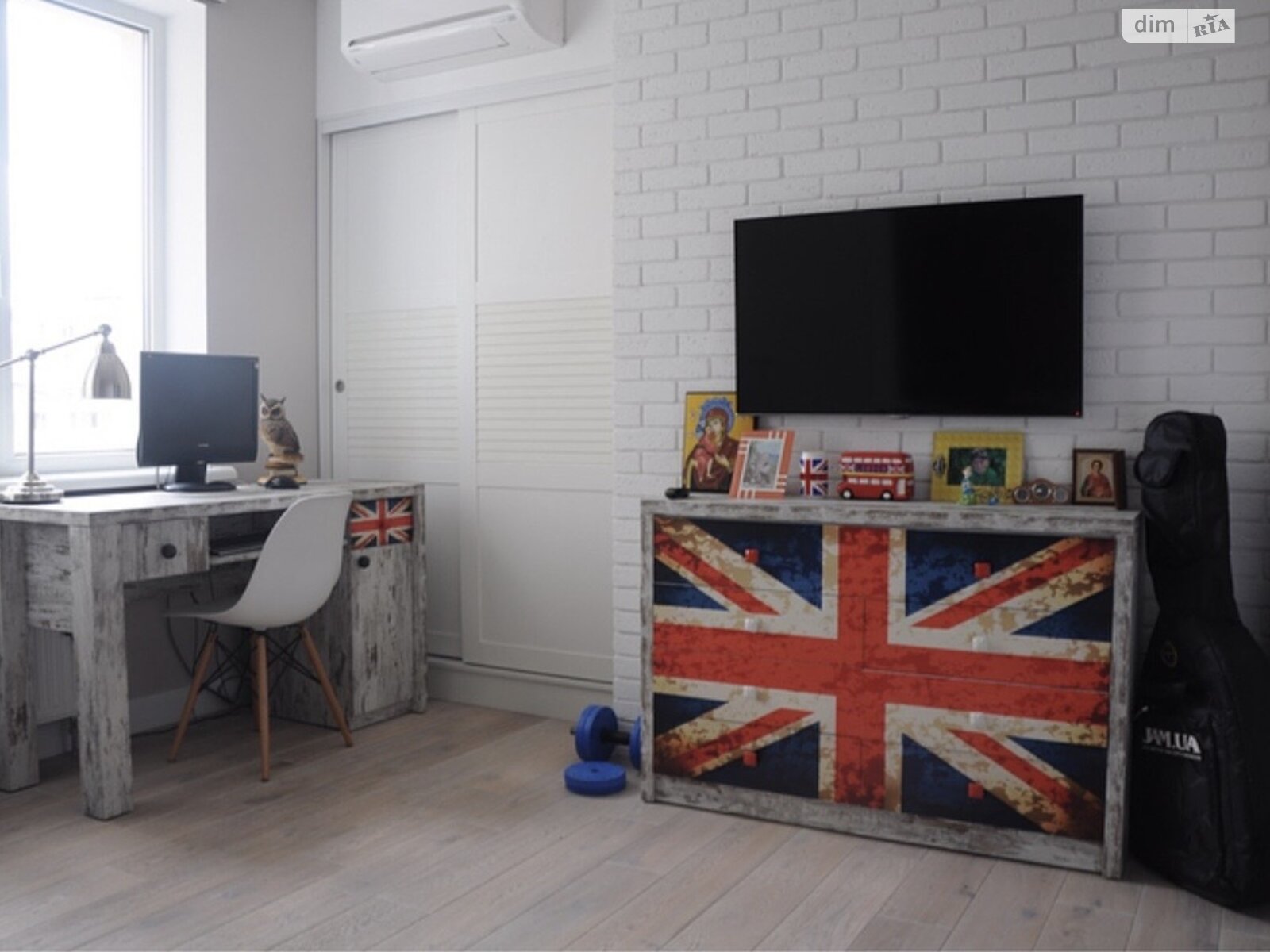 трехкомнатная квартира в Киеве, район Березняки, на ул. Юрия Шумского 3Г в аренду на долгий срок помесячно фото 1 трехкомнатная квартира в Киеве, район Березняки, на ул. Юрия Шумского 3Г в аренду на долгий срок помесячно фото 1