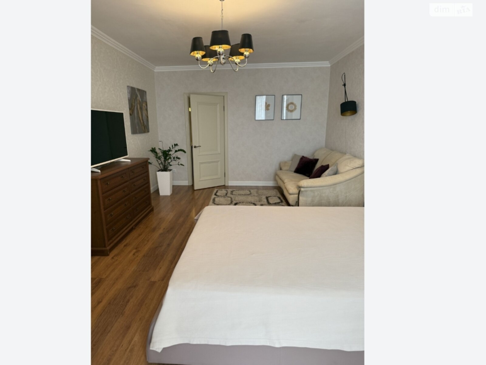 однокомнатная квартира в Киеве, район Березняки, на ул. Юрия Шумского 3Г в аренду на долгий срок помесячно фото 1 однокомнатная квартира в Киеве, район Березняки, на ул. Юрия Шумского 3Г в аренду на долгий срок помесячно фото 1