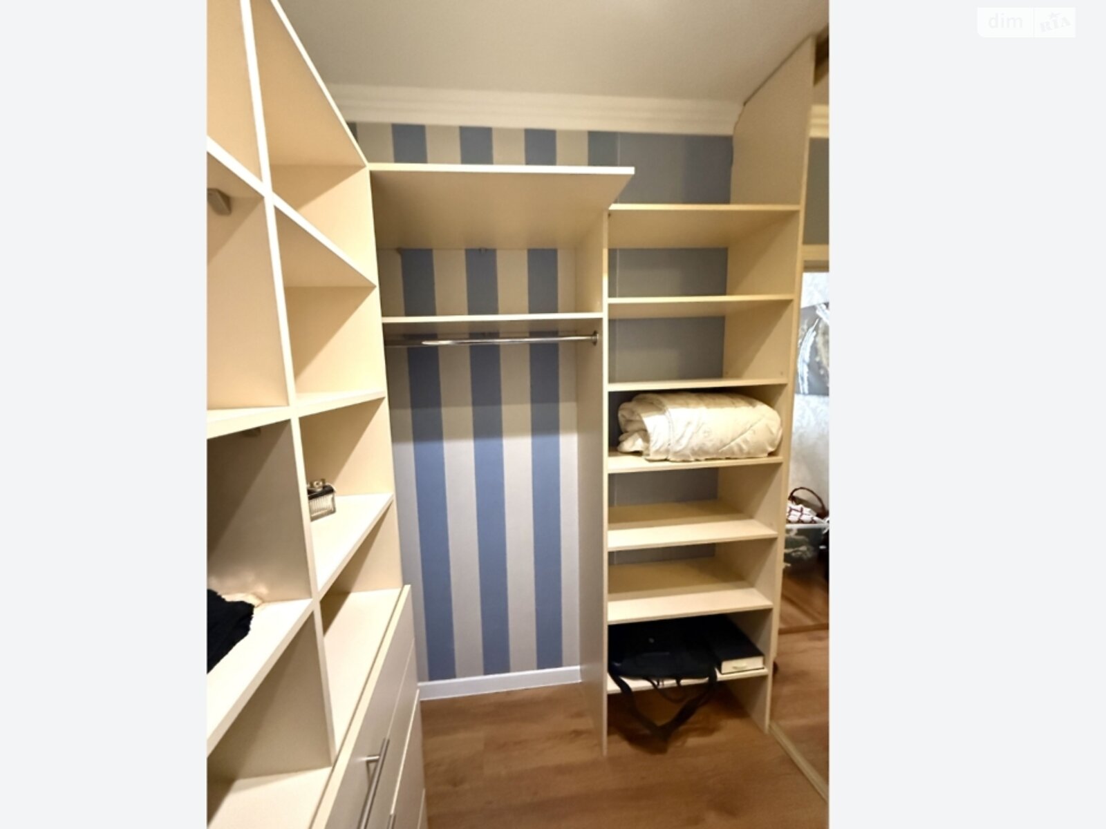 однокомнатная квартира в Киеве, район Березняки, на ул. Юрия Шумского 3Г в аренду на долгий срок помесячно фото 1 однокомнатная квартира в Киеве, район Березняки, на ул. Юрия Шумского 3Г в аренду на долгий срок помесячно фото 1