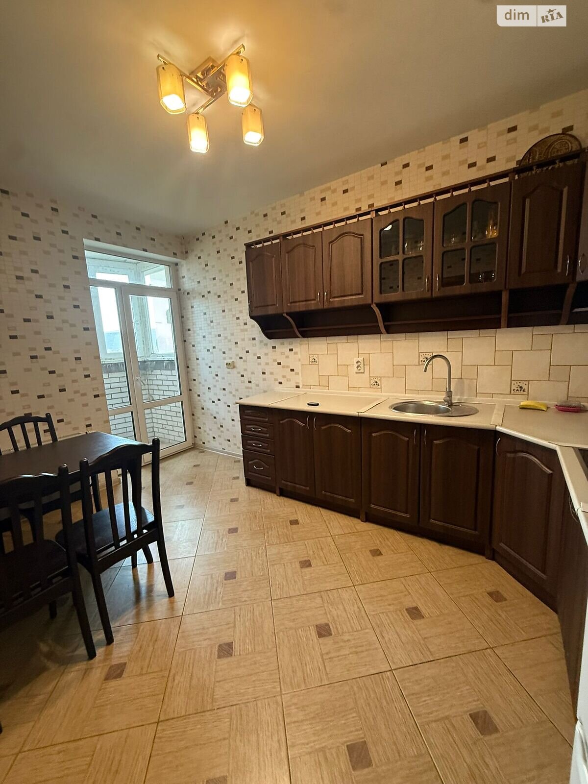 однокомнатная квартира в Киеве, район Березняки, на ул. Юрия Шумского 3Г в аренду на долгий срок помесячно фото 1 однокомнатная квартира в Киеве, район Березняки, на ул. Юрия Шумского 3Г в аренду на долгий срок помесячно фото 1