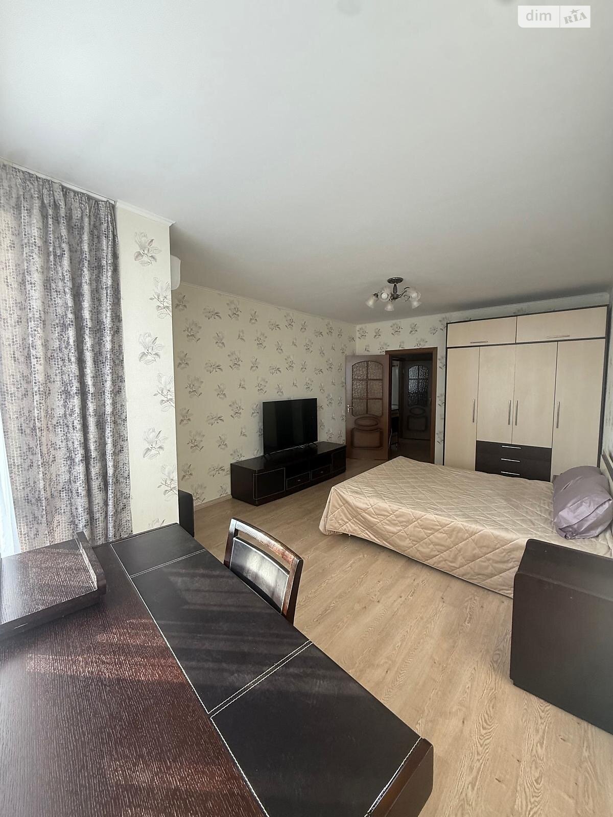 однокомнатная квартира в Киеве, район Березняки, на ул. Юрия Шумского 3Г в аренду на долгий срок помесячно фото 1 однокомнатная квартира в Киеве, район Березняки, на ул. Юрия Шумского 3Г в аренду на долгий срок помесячно фото 1