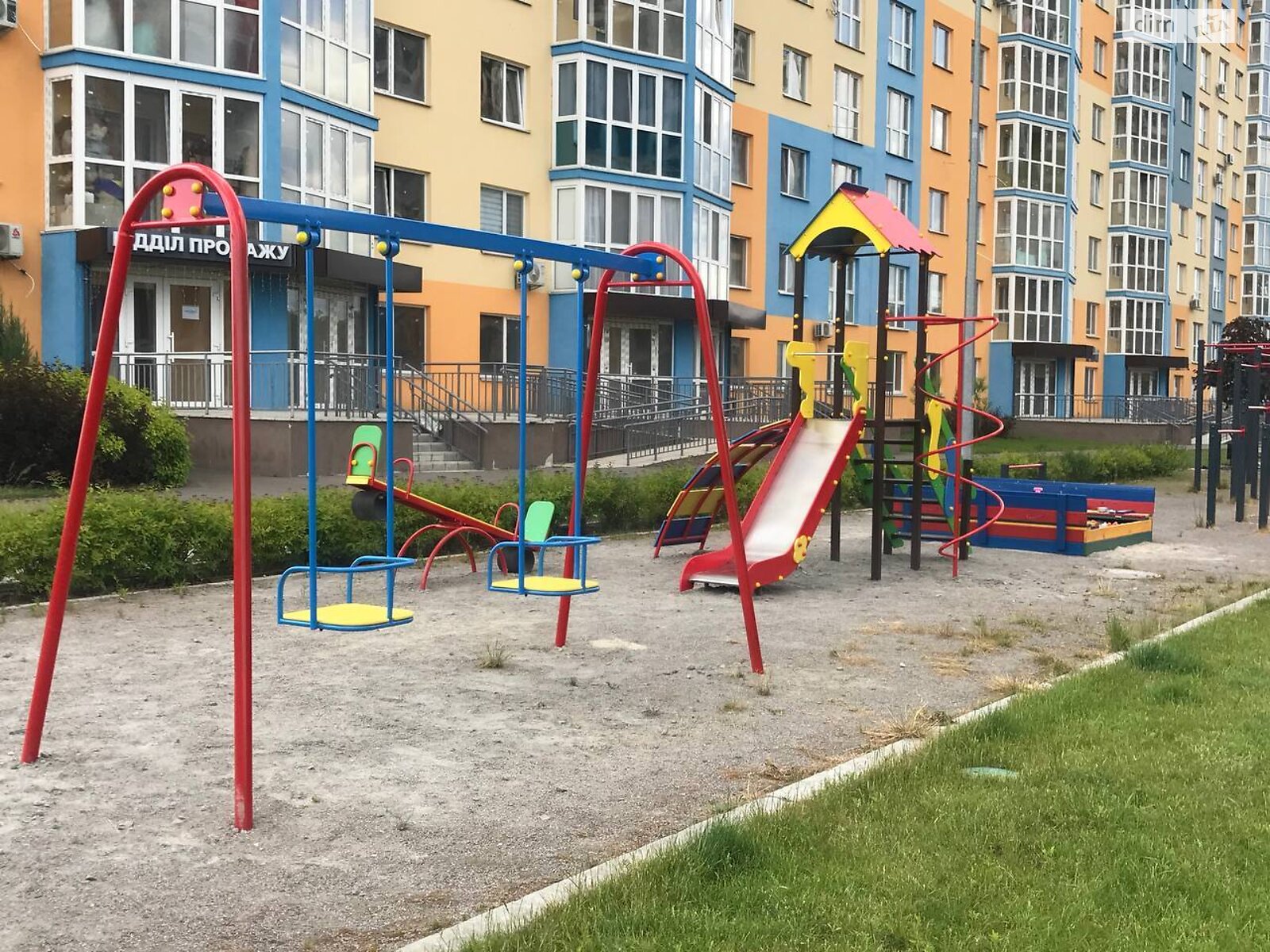 однокомнатная квартира в Киеве, район Берковец, на ул. Берковецкая 6А в аренду на долгий срок помесячно фото 1 однокомнатная квартира в Киеве, район Берковец, на ул. Берковецкая 6А в аренду на долгий срок помесячно фото 1