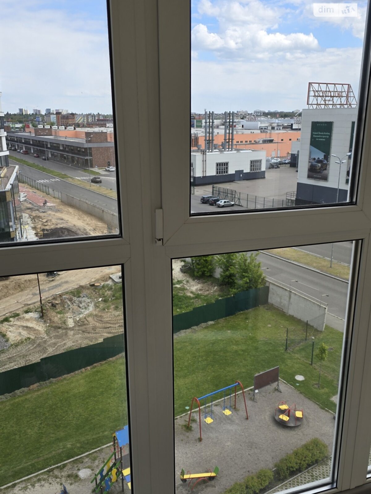 однокімнатна квартира в Києві, район Берковець, на вул. Берковецька 6Б в довготривалу оренду помісячно фото 1 однокімнатна квартира в Києві, район Берковець, на вул. Берковецька 6Б в довготривалу оренду помісячно фото 1