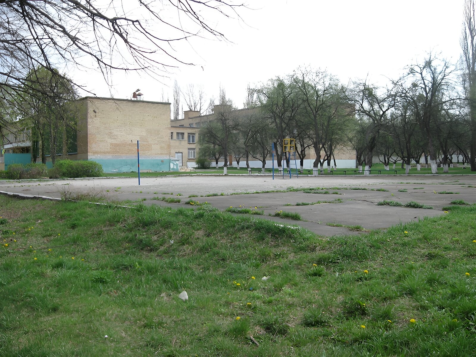 двухкомнатная квартира без мебели в Киеве, район Берковец, на ул. Мрии 17К в аренду на долгий срок помесячно фото 1 двухкомнатная квартира без мебели в Киеве, район Берковец, на ул. Мрии 17К в аренду на долгий срок помесячно фото 1