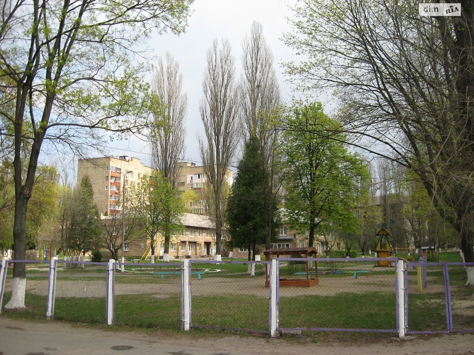 двухкомнатная квартира без мебели в Киеве, район Берковец, на ул. Мрии 17К в аренду на долгий срок помесячно фото 1 двухкомнатная квартира без мебели в Киеве, район Берковец, на ул. Мрии 17К в аренду на долгий срок помесячно фото 1