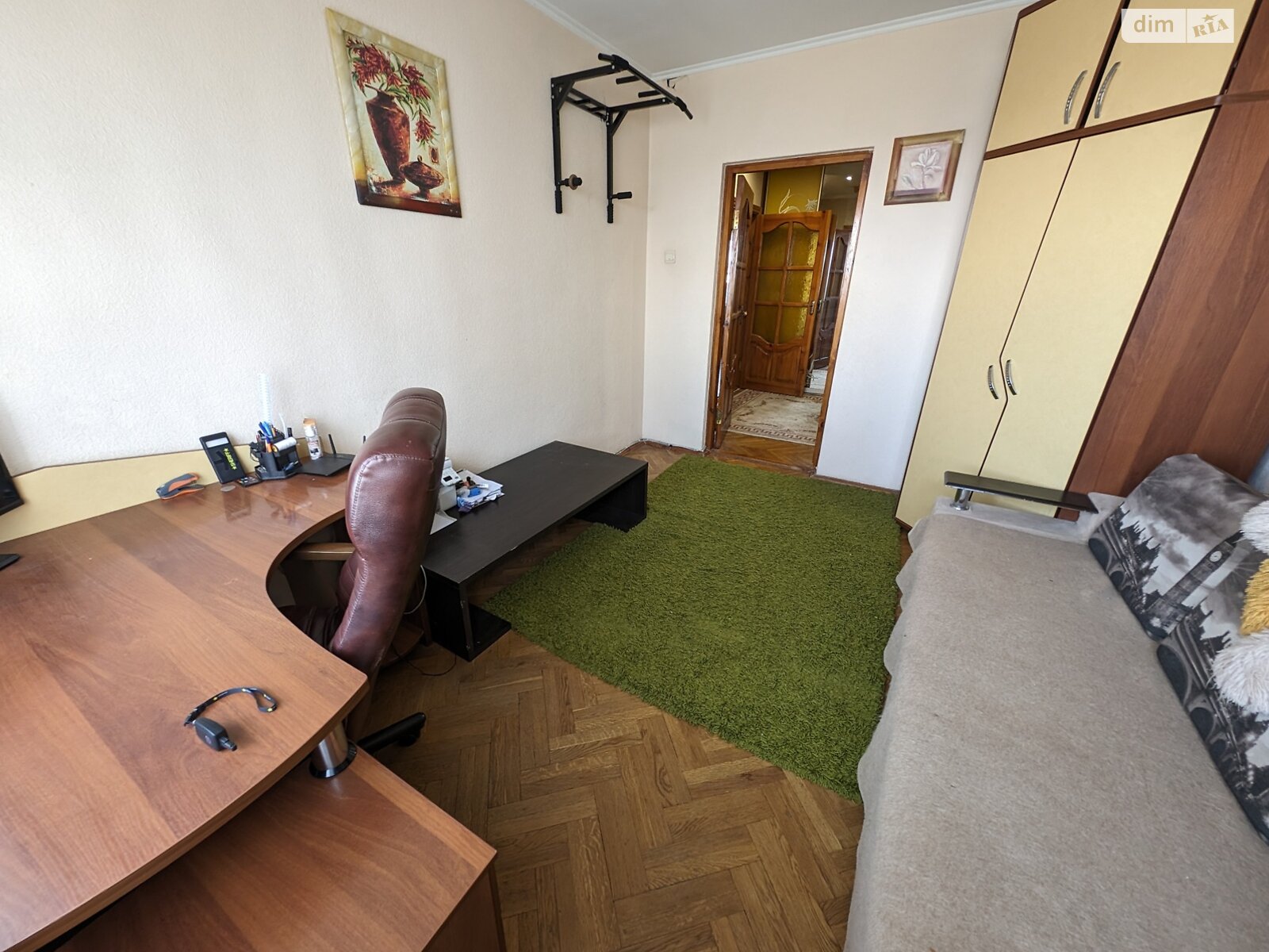 трехкомнатная квартира в Киеве, район Борщаговка, на ул. Булгакова 3 в аренду на долгий срок помесячно фото 1