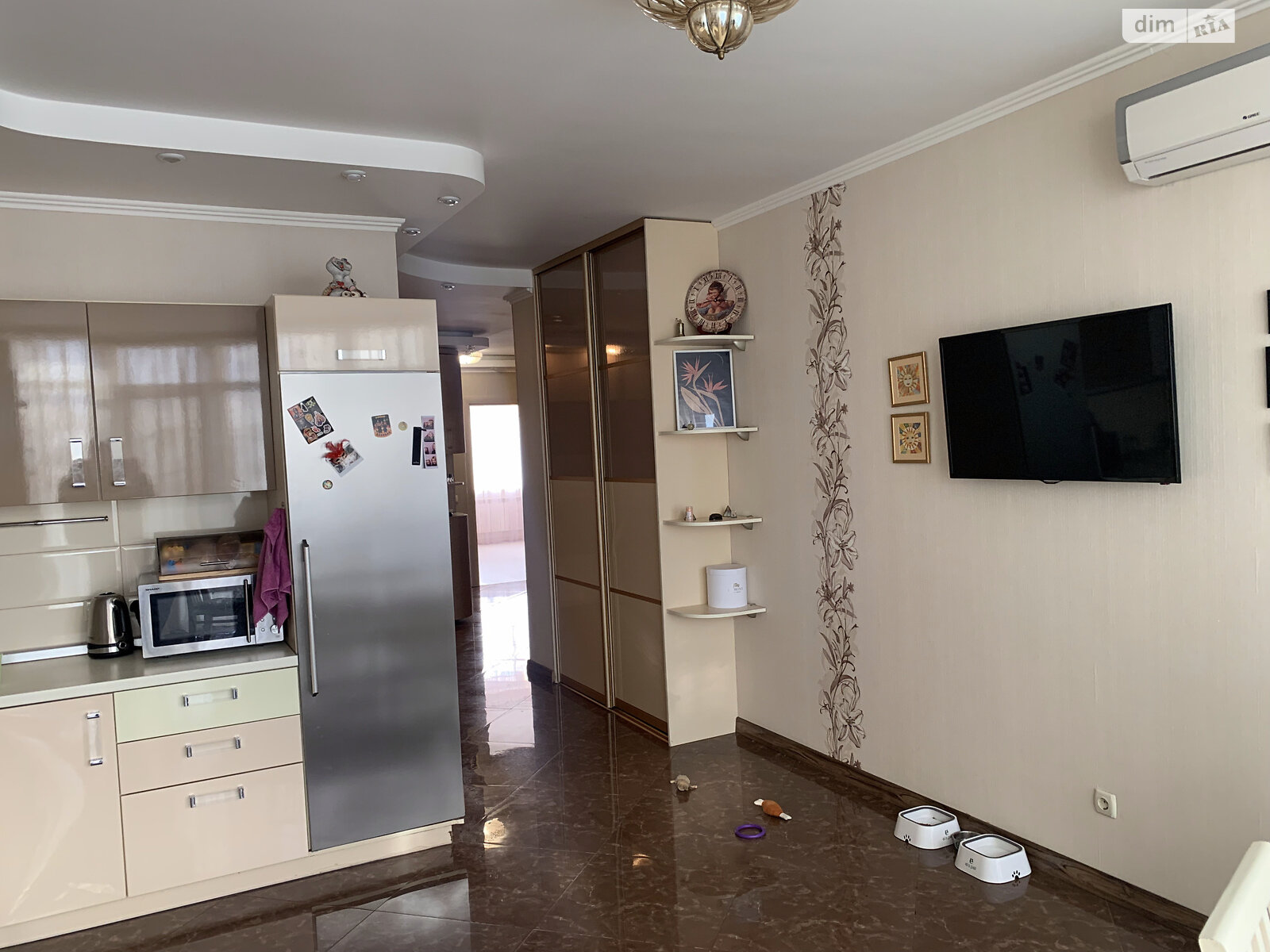 трехкомнатная квартира в Киеве, район Борщаговка, на бул. Кольцова 14Е в аренду на долгий срок помесячно фото 1 трехкомнатная квартира в Киеве, район Борщаговка, на бул. Кольцова 14Е в аренду на долгий срок помесячно фото 1