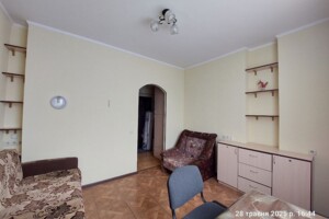 однокомнатная квартира в Киеве, район Борщаговка, на ул. Семьи Стешенко 9 в аренду на долгий срок помесячно фото 2