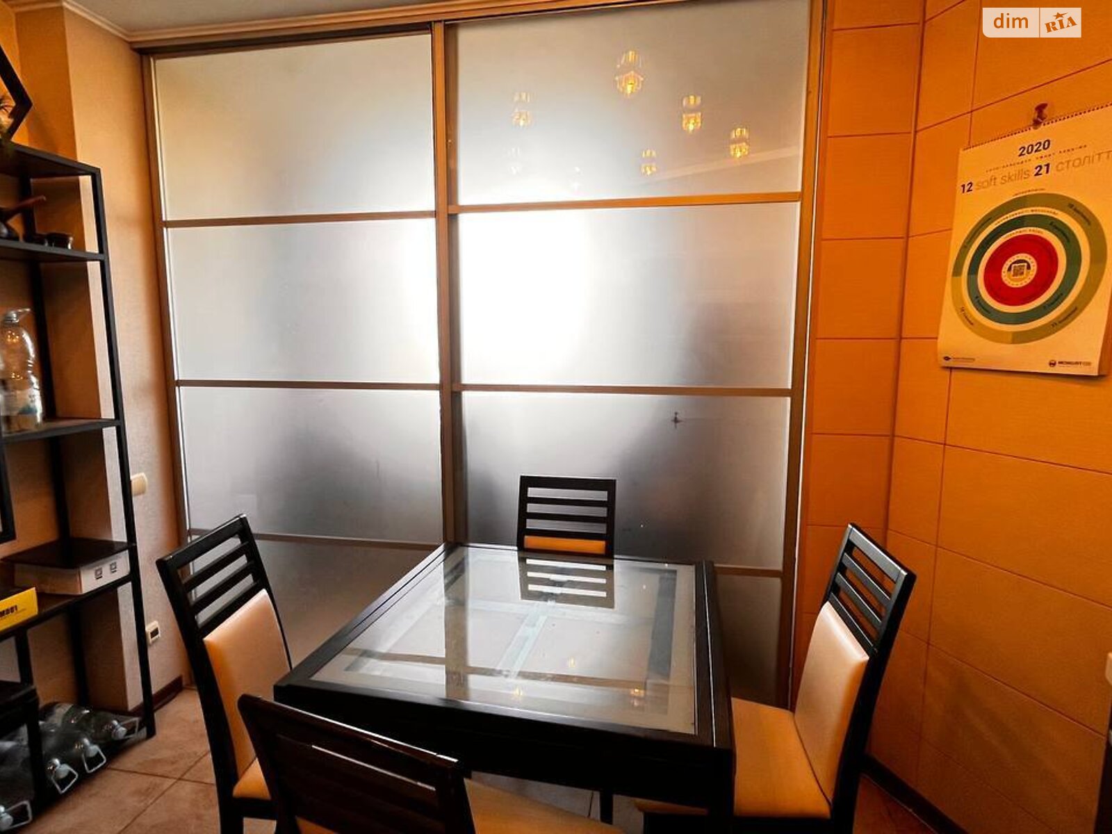 трехкомнатная квартира в Киеве, район Борщаговка, на ул. Семьи Стешенко 7 в аренду на долгий срок помесячно фото 1