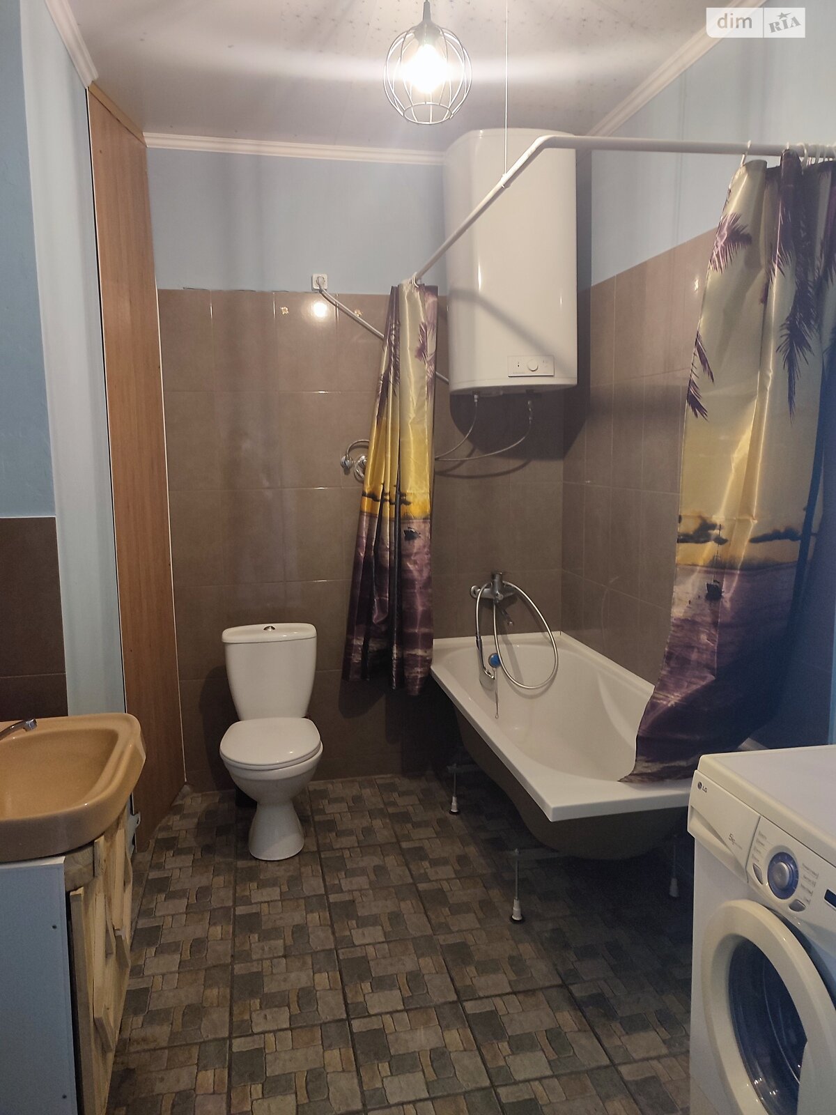 однокомнатная квартира в Киеве, район Борщаговка, на ул. Семьи Стешенко 9 в аренду на долгий срок помесячно фото 1