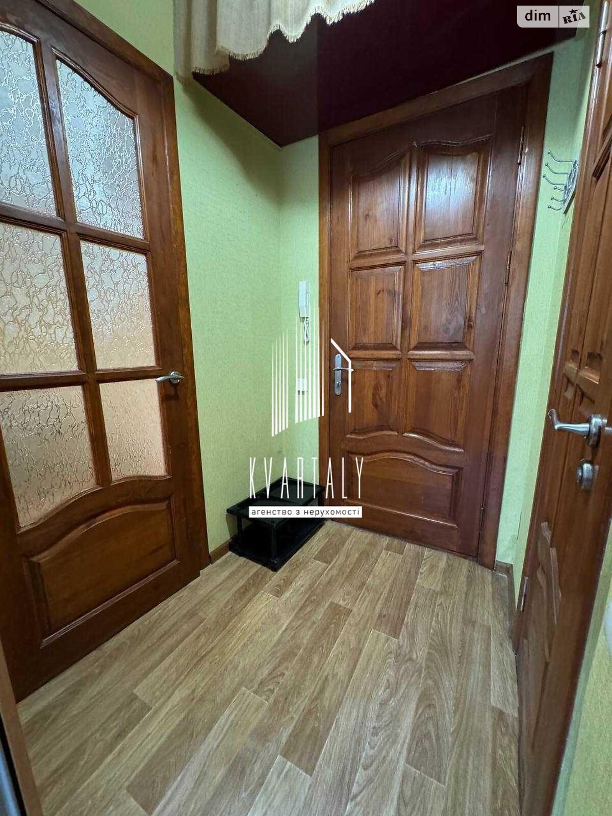 однокімнатна квартира в Києві, район Борщагівка, на вул. Симиренка 26А в довготривалу оренду помісячно фото 1 однокімнатна квартира в Києві, район Борщагівка, на вул. Симиренка 26А в довготривалу оренду помісячно фото 1