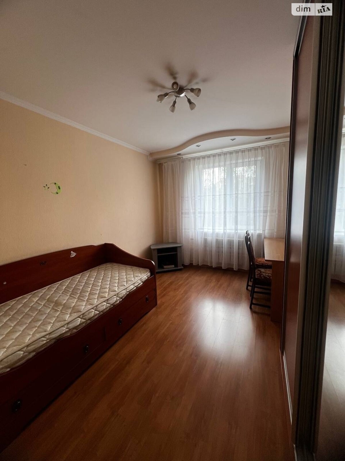 двокімнатна квартира в Києві, район Борщагівка, на вул. Симиренка 34А в довготривалу оренду помісячно фото 1 двокімнатна квартира в Києві, район Борщагівка, на вул. Симиренка 34А в довготривалу оренду помісячно фото 1