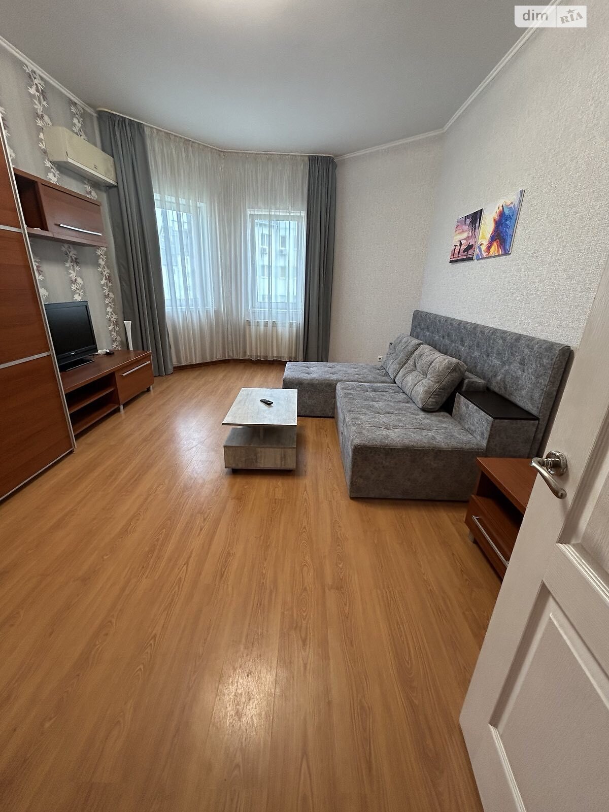 однокімнатна квартира в Києві, район Бортничі, на вул. Івана Дяченко 20Б, кв. 49 в довготривалу оренду помісячно фото 1 однокімнатна квартира в Києві, район Бортничі, на вул. Івана Дяченко 20Б, кв. 49 в довготривалу оренду помісячно фото 1