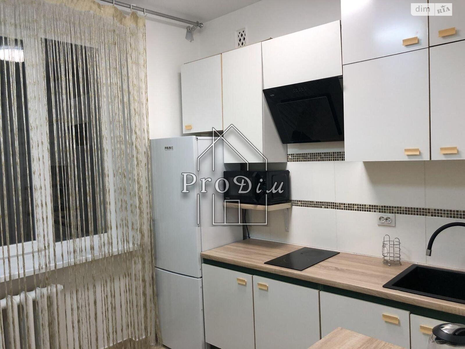 двокімнатна квартира в Києві, район Печерський, на вул. Коновальця Євгена 27А в довготривалу оренду помісячно фото 1 двокімнатна квартира в Києві, район Печерський, на вул. Коновальця Євгена 27А в довготривалу оренду помісячно фото 1