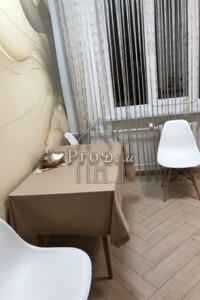 двухкомнатная квартира в Киеве, район Печерский, на ул. Коновальца Евгения 27А в аренду на долгий срок помесячно фото 2