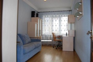 трикімнатна квартира в Києві, район Черепанова гора, на вул. Коновальця Євгена 33 в довготривалу оренду помісячно фото 2