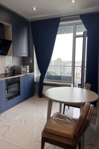 однокомнатная квартира в Киеве, район Черепанова гора, на пер. Лабораторный 7 в аренду на долгий срок помесячно фото 2