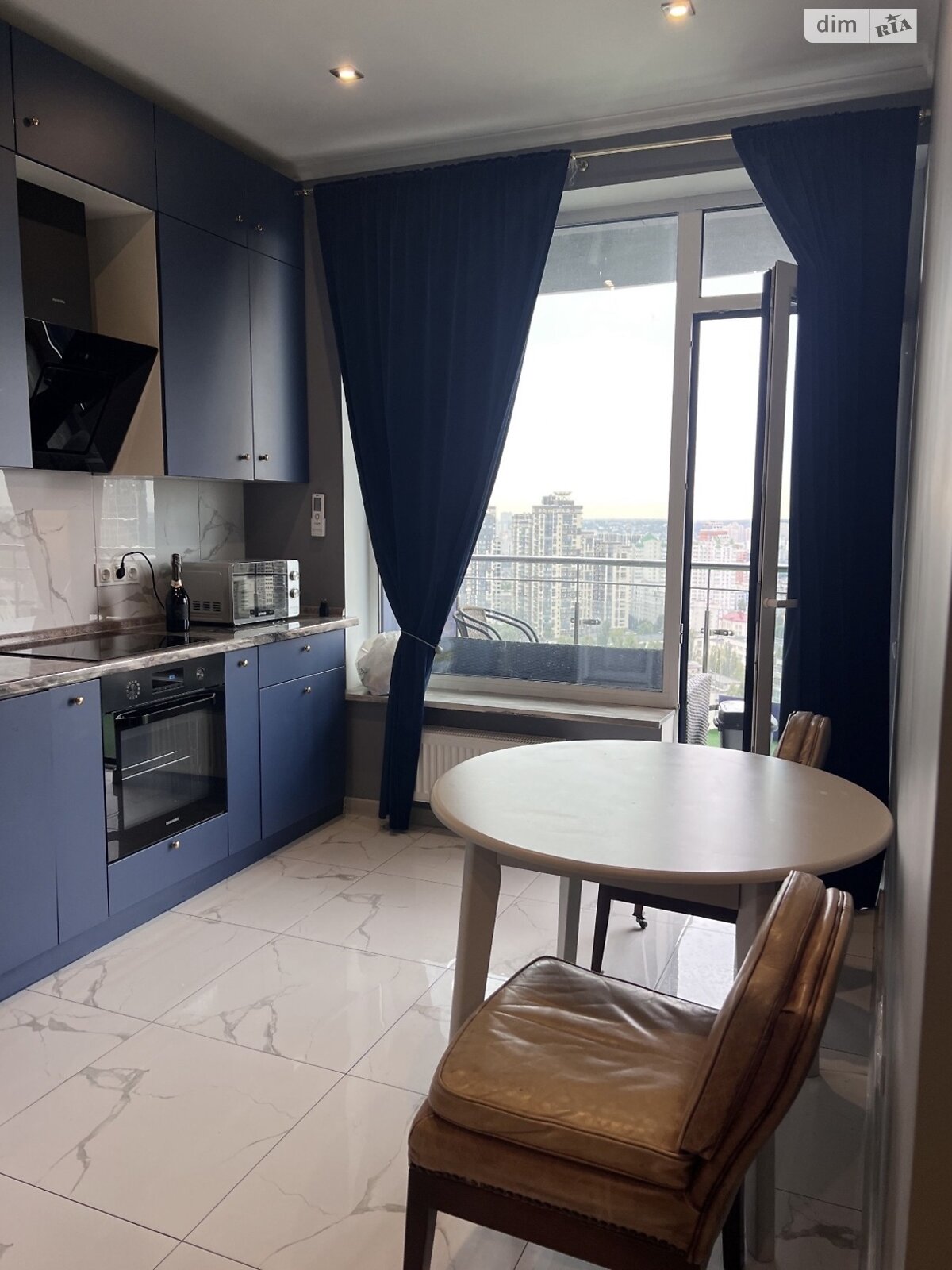 однокомнатная квартира в Киеве, район Черепанова гора, на пер. Лабораторный 7 в аренду на долгий срок помесячно фото 1