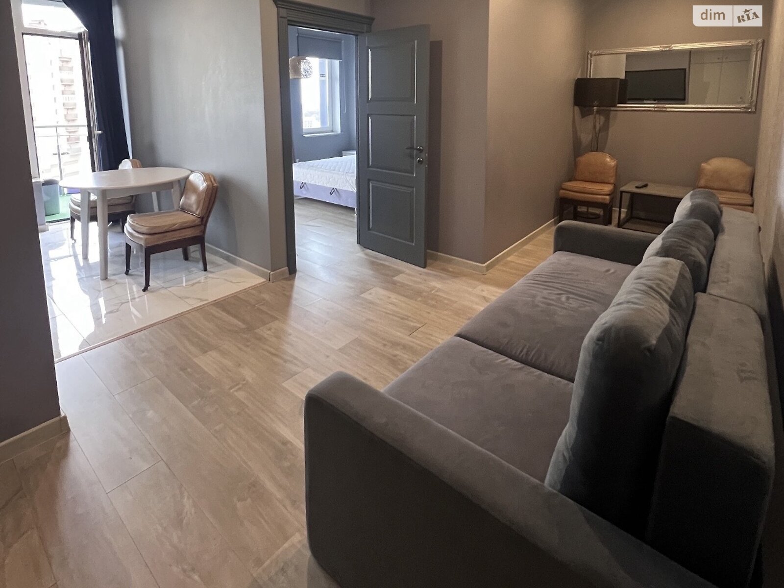 однокомнатная квартира в Киеве, район Черепанова гора, на пер. Лабораторный 7 в аренду на долгий срок помесячно фото 1