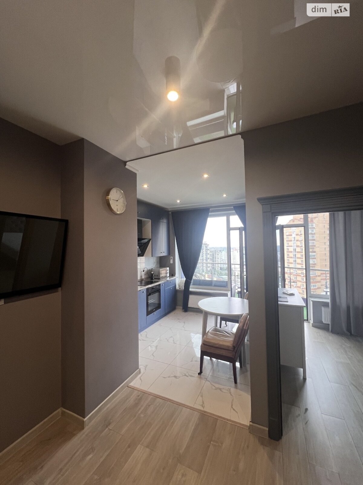 однокомнатная квартира в Киеве, район Черепанова гора, на пер. Лабораторный 7 в аренду на долгий срок помесячно фото 1