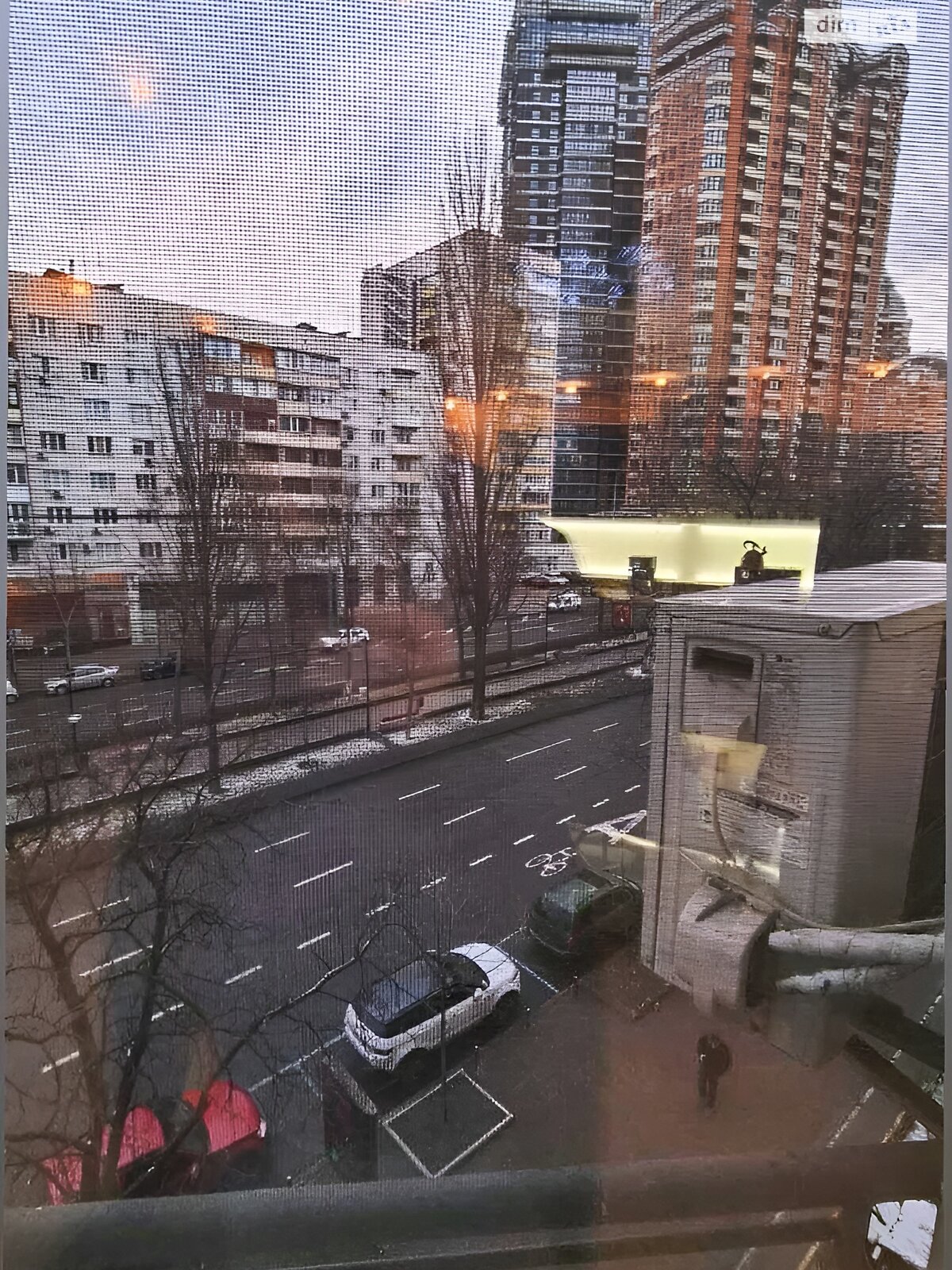 трикімнатна квартира в Києві, район Черепанова гора, на бул. Лесі Українки 12 в довготривалу оренду помісячно фото 1 трикімнатна квартира в Києві, район Черепанова гора, на бул. Лесі Українки 12 в довготривалу оренду помісячно фото 1
