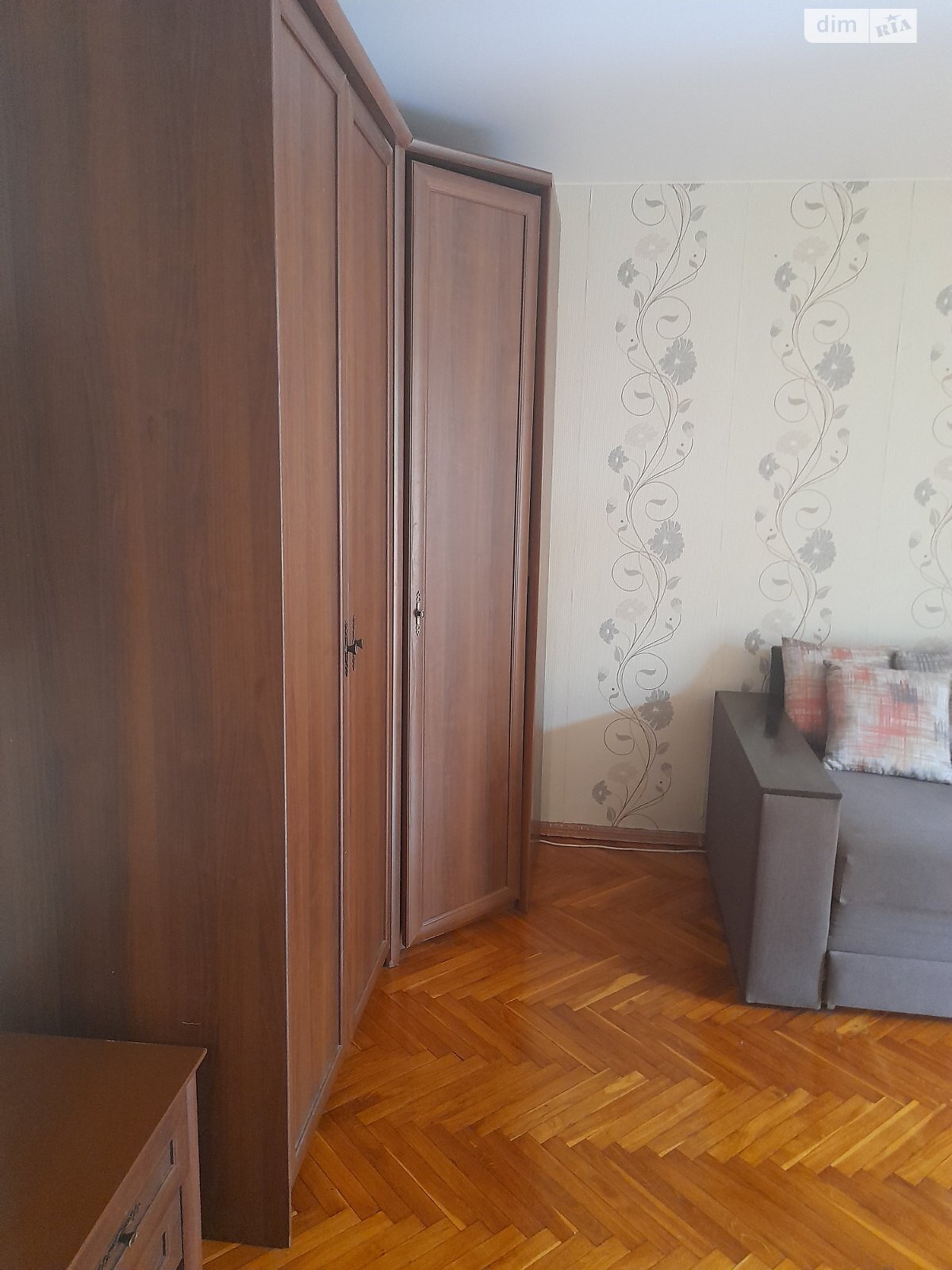 однокомнатная квартира с мебелью в Киеве, район Печерский, на бул. Леси Украинки 12 в аренду на долгий срок помесячно фото 1 однокомнатная квартира с мебелью в Киеве, район Печерский, на бул. Леси Украинки 12 в аренду на долгий срок помесячно фото 1