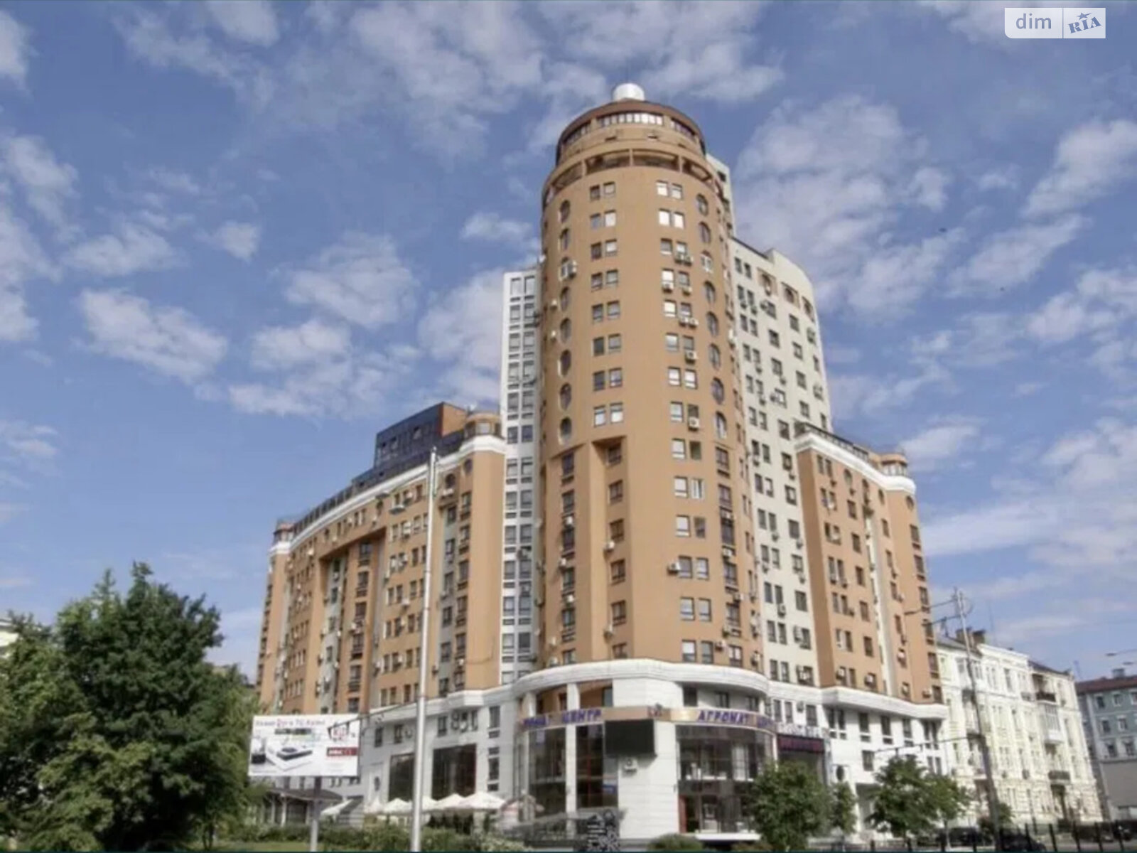 однокімнатна квартира в Києві, район Черепанова гора, на вул. Шота Руставелі 44 в довготривалу оренду помісячно фото 1 однокімнатна квартира в Києві, район Черепанова гора, на вул. Шота Руставелі 44 в довготривалу оренду помісячно фото 1