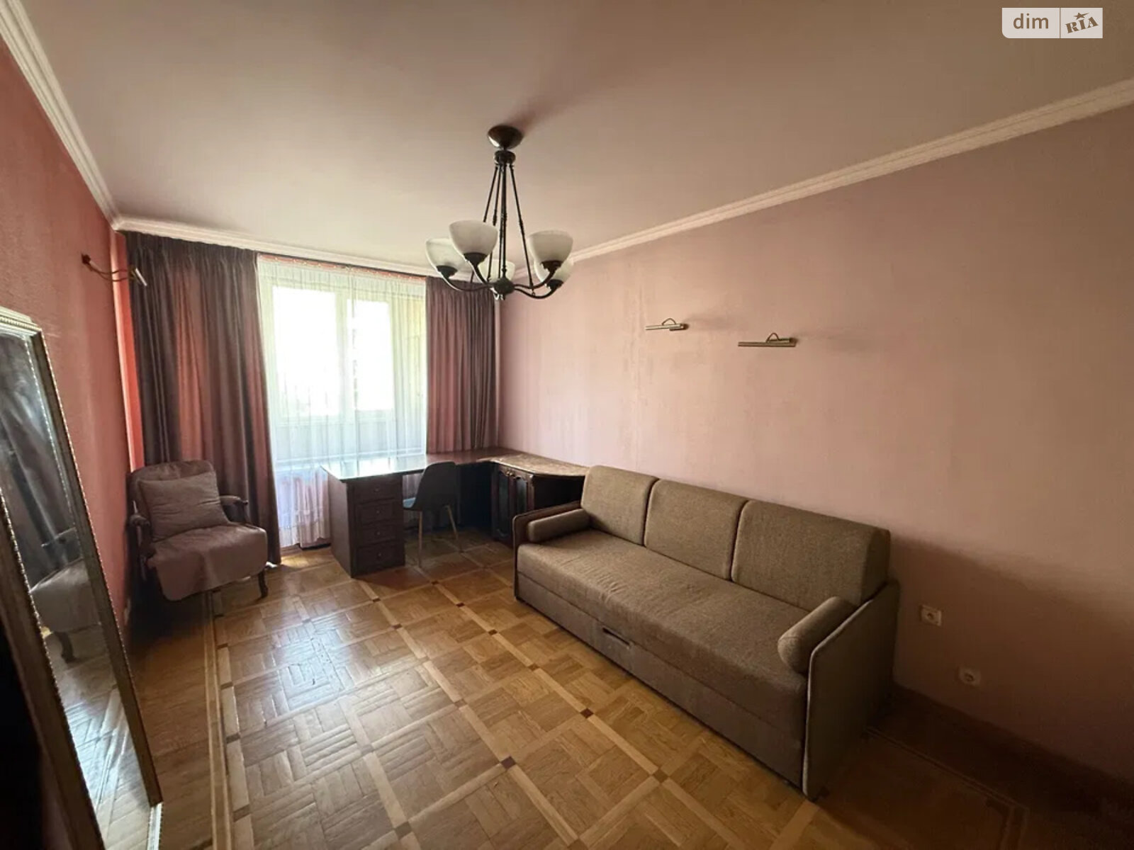 трикімнатна квартира в Києві, район Черепанова гора, на вул. Василя Тютюнника 22/26 в довготривалу оренду помісячно фото 1 трикімнатна квартира в Києві, район Черепанова гора, на вул. Василя Тютюнника 22/26 в довготривалу оренду помісячно фото 1