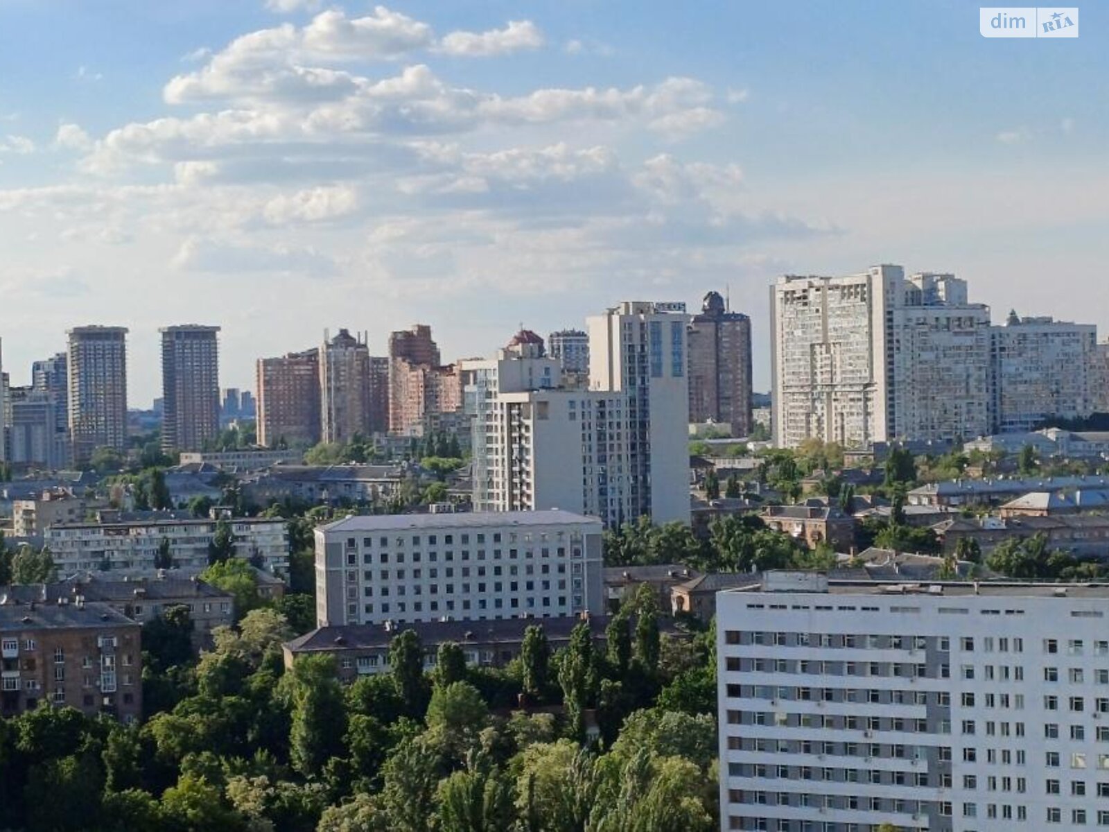 двухкомнатная квартира в Киеве, район Черная Гора, на ул. Андрея Верхогляда 14А в аренду на долгий срок помесячно фото 1 двухкомнатная квартира в Киеве, район Черная Гора, на ул. Андрея Верхогляда 14А в аренду на долгий срок помесячно фото 1
