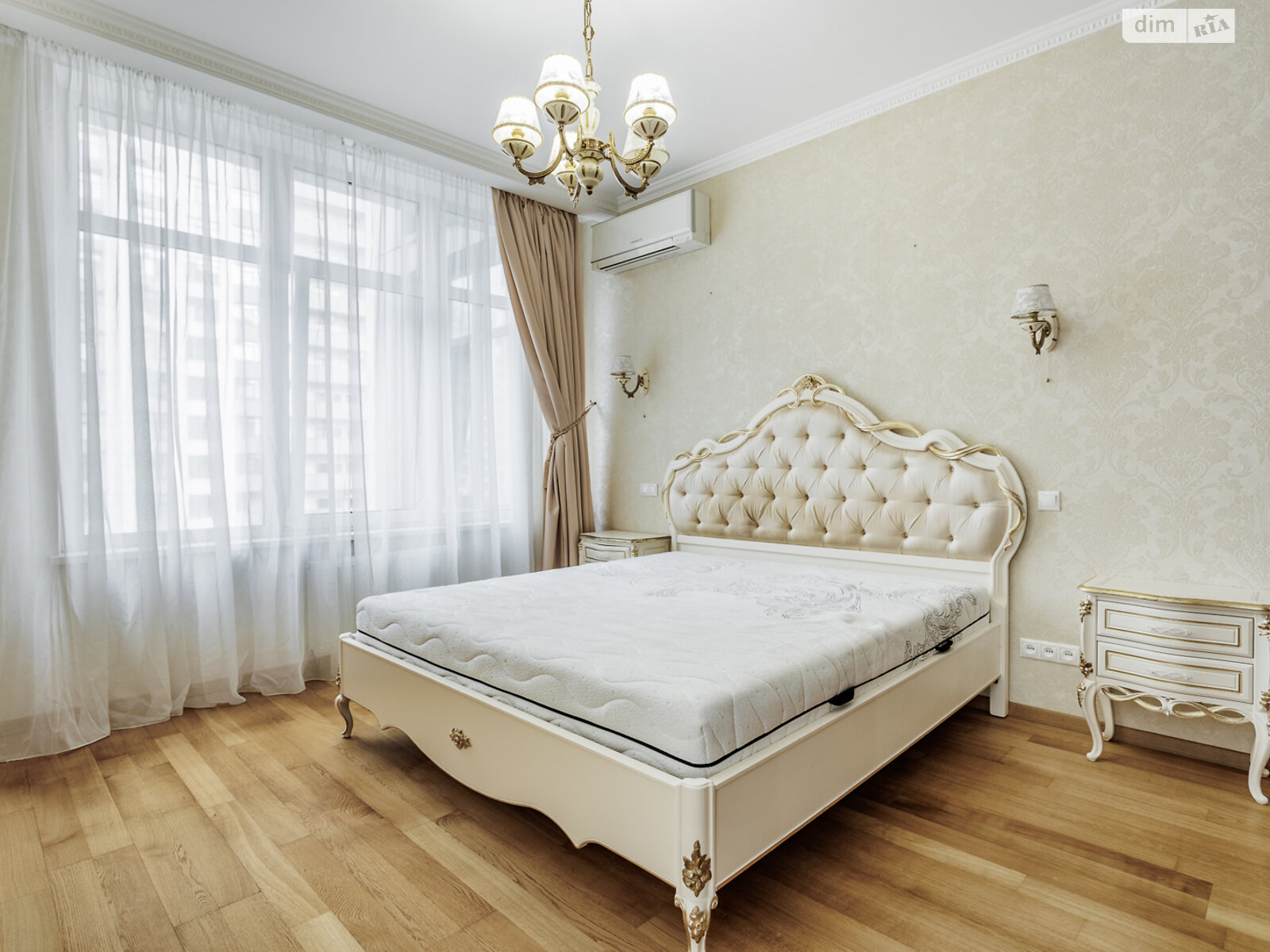 двокімнатна квартира в Києві, район Печерський, на вул. Андрія Верхогляда 16Б в довготривалу оренду помісячно фото 1 двокімнатна квартира в Києві, район Печерський, на вул. Андрія Верхогляда 16Б в довготривалу оренду помісячно фото 1