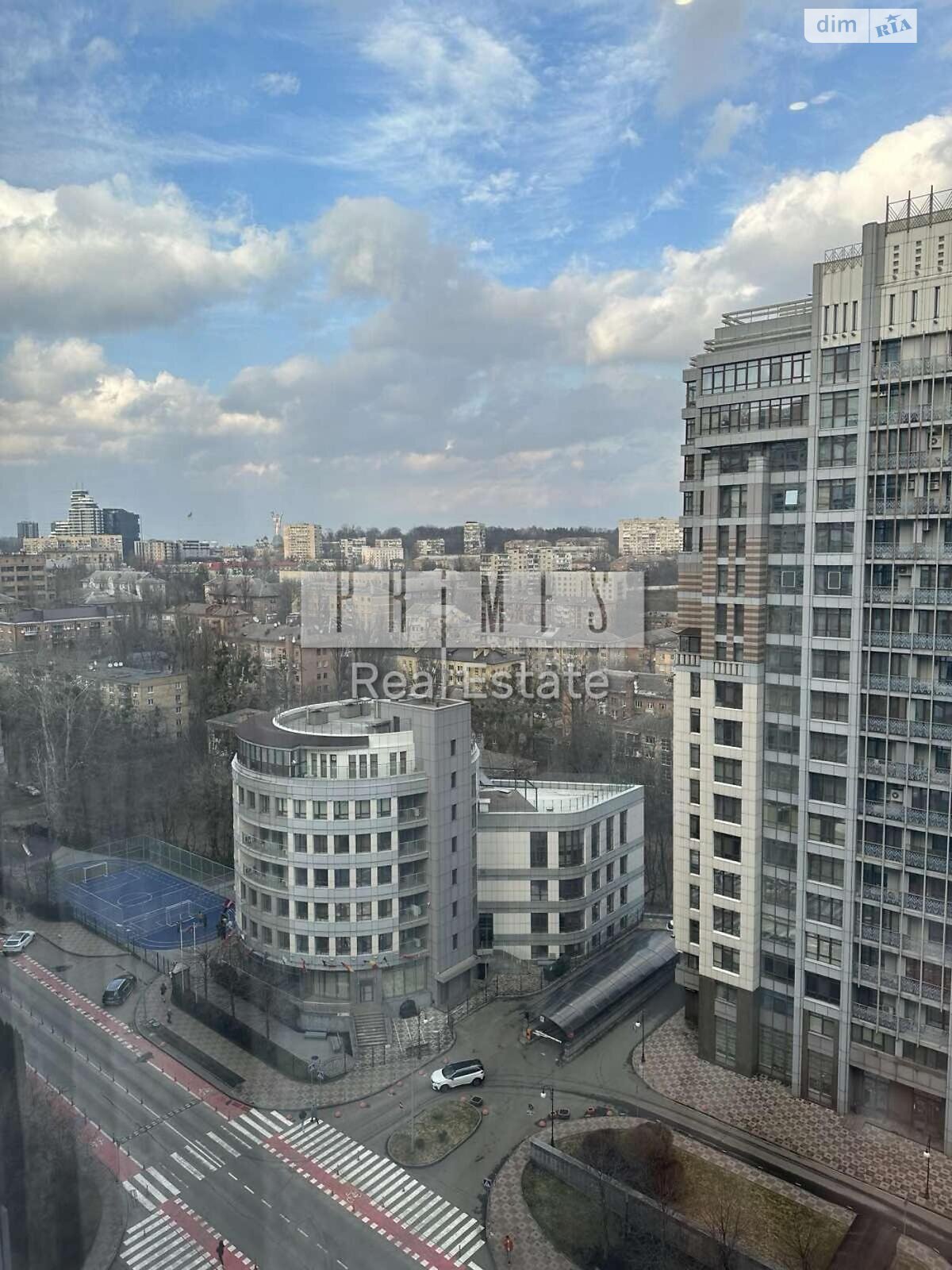 чотирикімнатна квартира в Києві, район Печерськ, на вул. Андрія Верхогляда 12 в довготривалу оренду помісячно фото 1 чотирикімнатна квартира в Києві, район Печерськ, на вул. Андрія Верхогляда 12 в довготривалу оренду помісячно фото 1