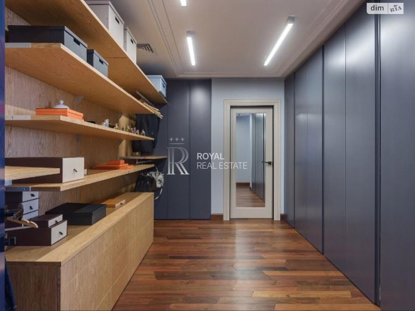 четырехкомнатная квартира в Киеве, район Печерский, на ул. Андрея Верхогляда 7 в аренду на долгий срок помесячно фото 1