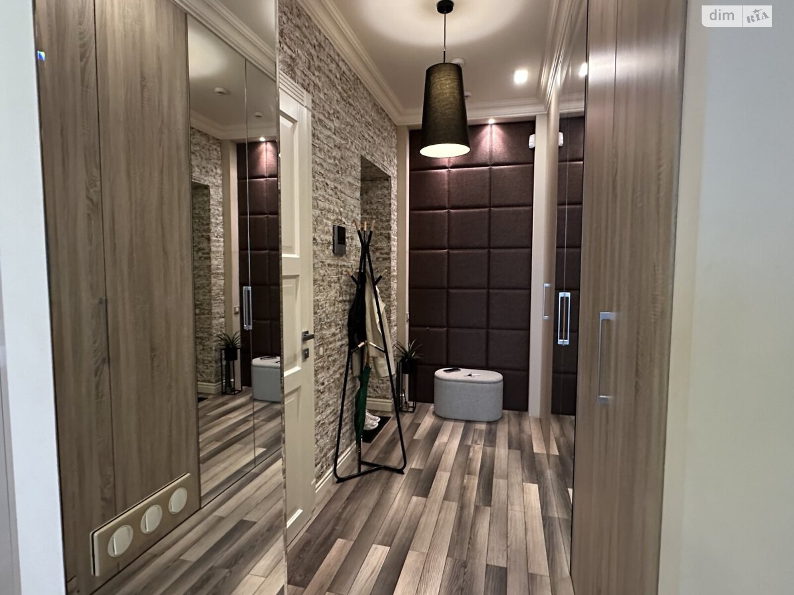 двухкомнатная квартира в Киеве, район Черная Гора, на ул. Андрея Верхогляда 9, кв. 200 в аренду на долгий срок помесячно фото 1