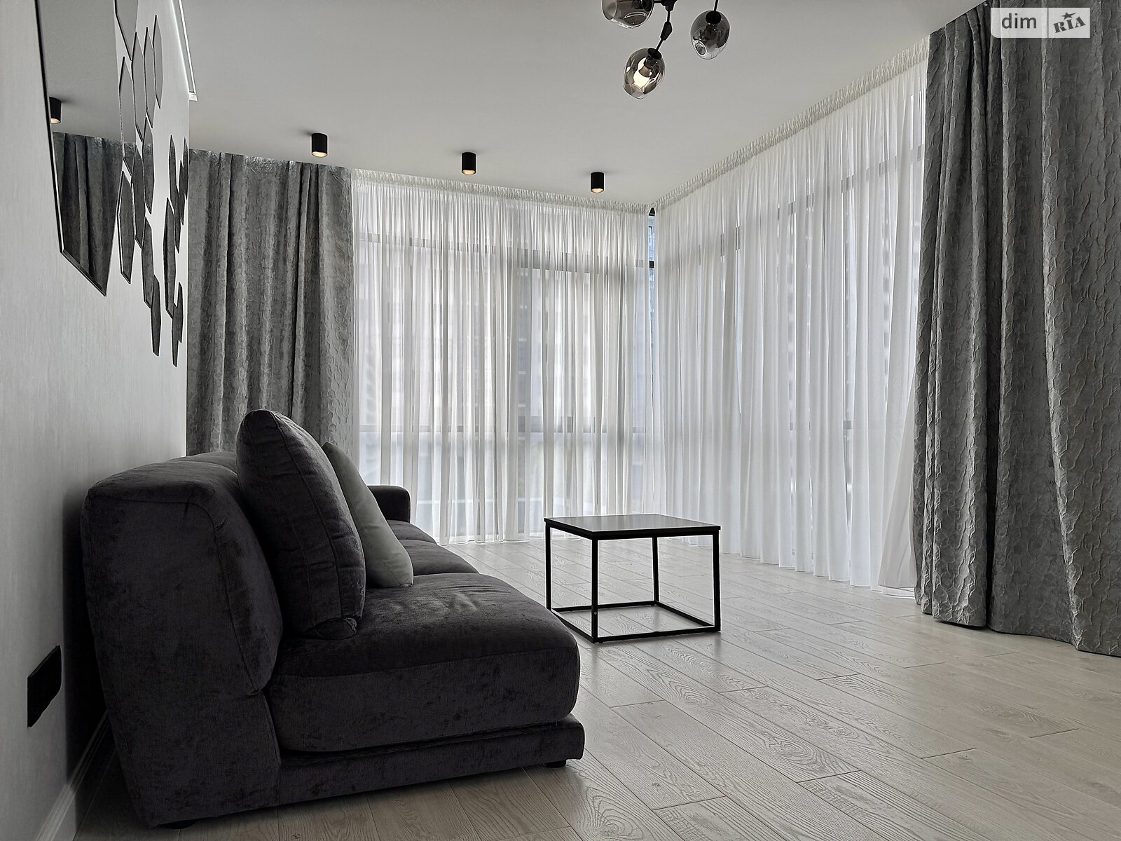 однокомнатная квартира в Киеве, район Черная Гора, на ул. Андрея Верхогляда в аренду на долгий срок помесячно фото 1 однокомнатная квартира в Киеве, район Черная Гора, на ул. Андрея Верхогляда в аренду на долгий срок помесячно фото 1