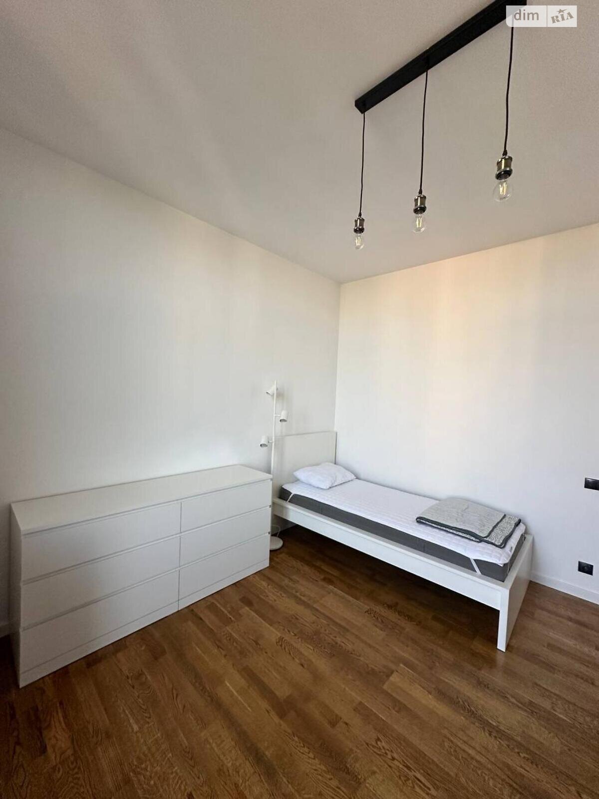 двухкомнатная квартира в Киеве, район Черная Гора, на ул. Андрея Верхогляда 11Б в аренду на долгий срок помесячно фото 1 двухкомнатная квартира в Киеве, район Черная Гора, на ул. Андрея Верхогляда 11Б в аренду на долгий срок помесячно фото 1