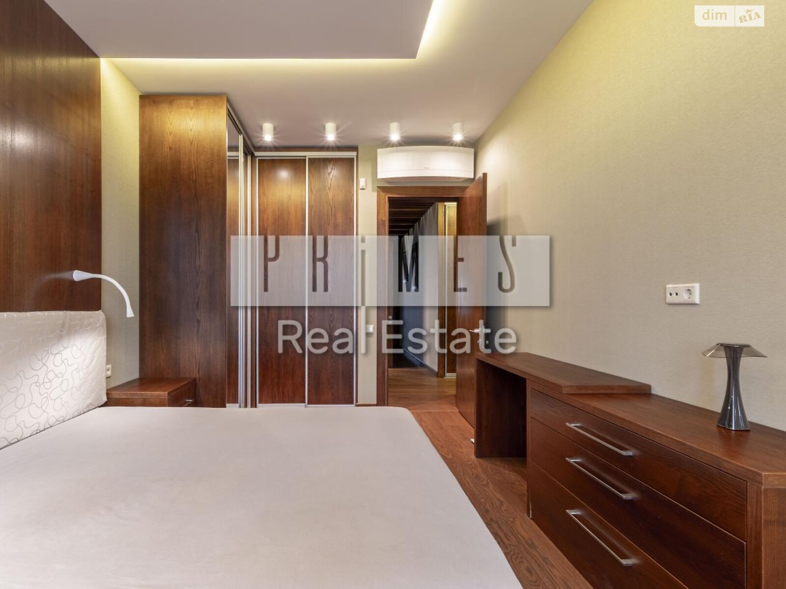 трехкомнатная квартира в Киеве, район Черная Гора, на ул. Андрея Верхогляда 16 в аренду на долгий срок помесячно фото 1 трехкомнатная квартира в Киеве, район Черная Гора, на ул. Андрея Верхогляда 16 в аренду на долгий срок помесячно фото 1