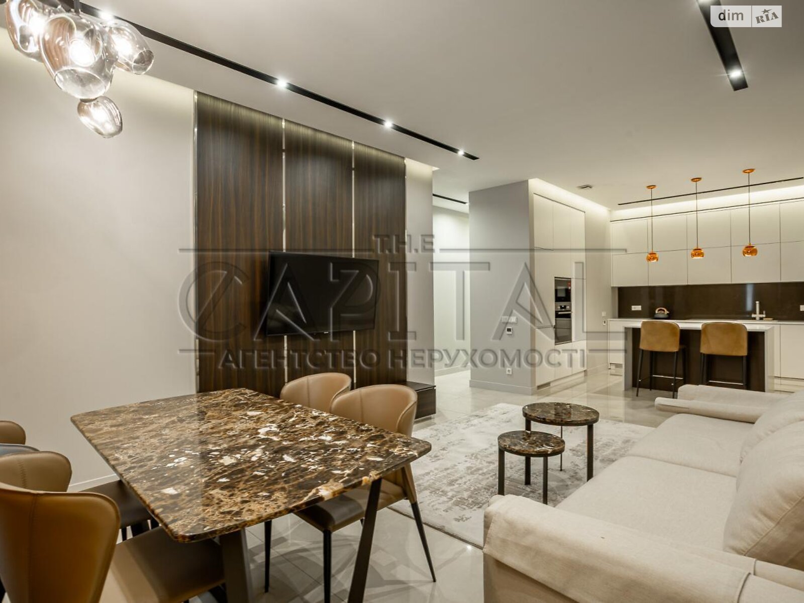 трехкомнатная квартира в Киеве, район Черная Гора, на ул. Андрея Верхогляда 15 в аренду на долгий срок помесячно фото 1