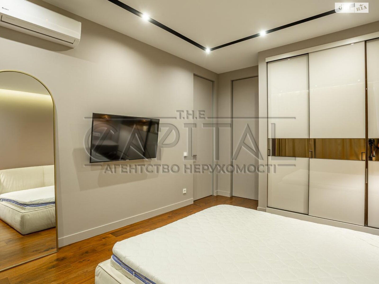 трехкомнатная квартира в Киеве, район Черная Гора, на ул. Андрея Верхогляда 15 в аренду на долгий срок помесячно фото 1